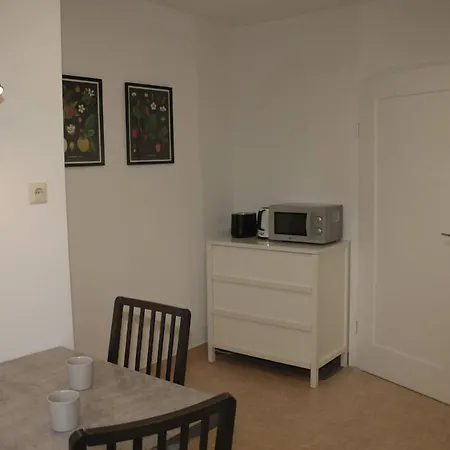 Charmantes Mit Modernem Komfort Apartment